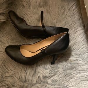 Mary Jane style shoes